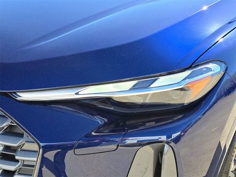 New 2025 Audi Q5 Premium image 32