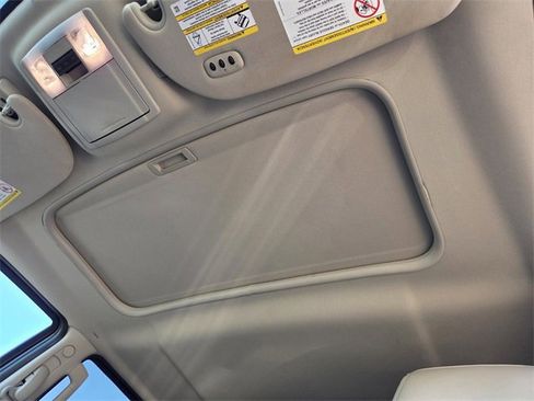 Used 2015 Lincoln Navigator 4WD image 21