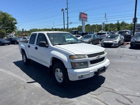 Used 2004 Chevrolet Colorado LS AWD/4WD image 2
