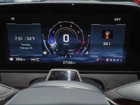 Used 2024 Chevrolet Traverse RS image 16