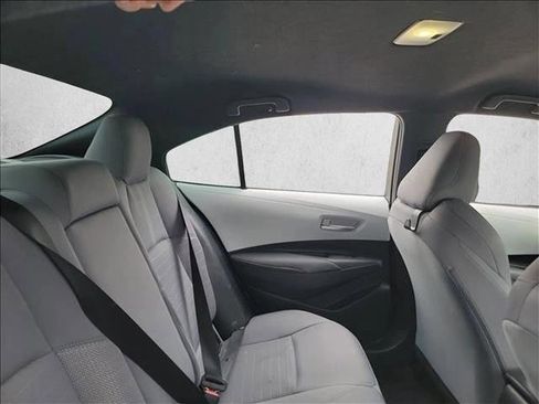 Used 2024 Toyota Corolla SE image 16