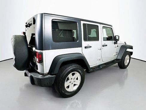 Used 2010 Jeep Wrangler Unlimited Sport AWD/4WD image 7