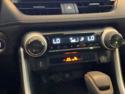 Certified 2023 Toyota RAV4 XLE w/ Convenience Package FWD image 14