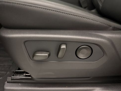 New 2026 GMC Sierra 1500 SLT w/ SLT Premium Plus Package image 22