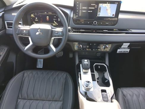 New 2026 Mitsubishi Outlander SEL AWD/4WD image 17