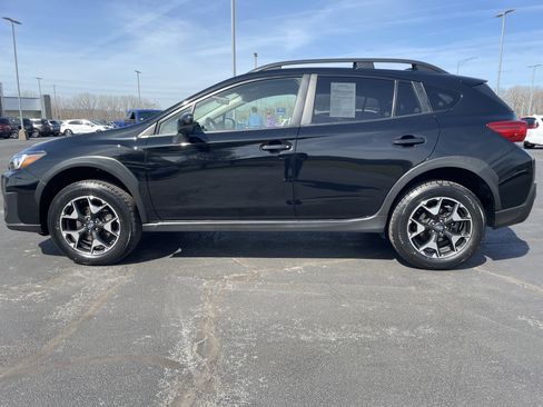 Used 2019 Subaru Crosstrek 2.0i Premium image 2