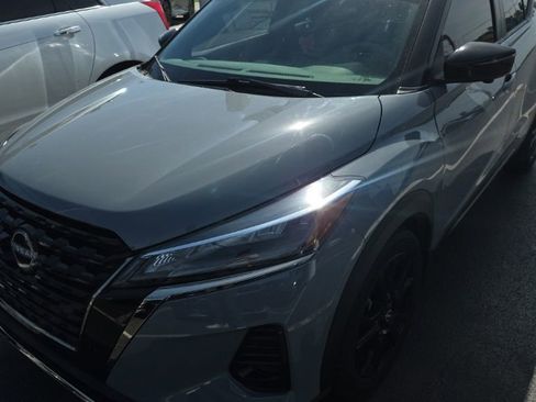 Used 2023 Nissan Kicks SR FWD image 1