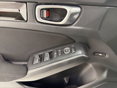 Used 2023 Honda Civic EX image 11