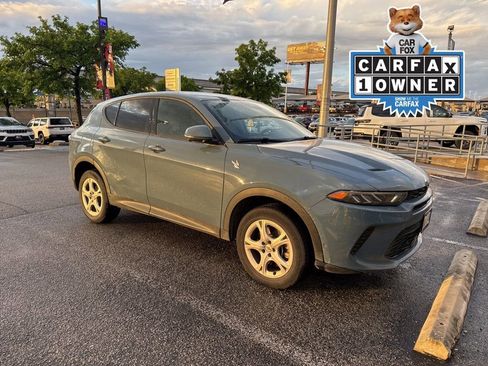 Used 2023 Dodge Hornet GT w/ Tech Pack w/o Parking image 1