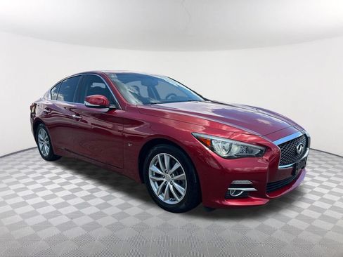 Used 2015 INFINITI Q50 Premium RWD image 3