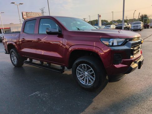 Used 2025 Chevrolet Colorado LT AWD/4WD image 7
