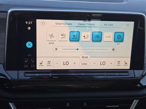 New 2026 Volkswagen Atlas SEL Premium R-Line image 16