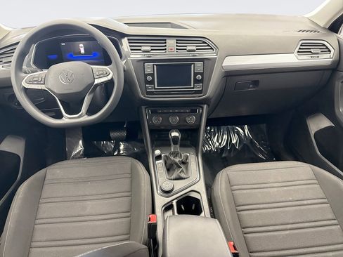 Used 2022 Volkswagen Tiguan S image 14