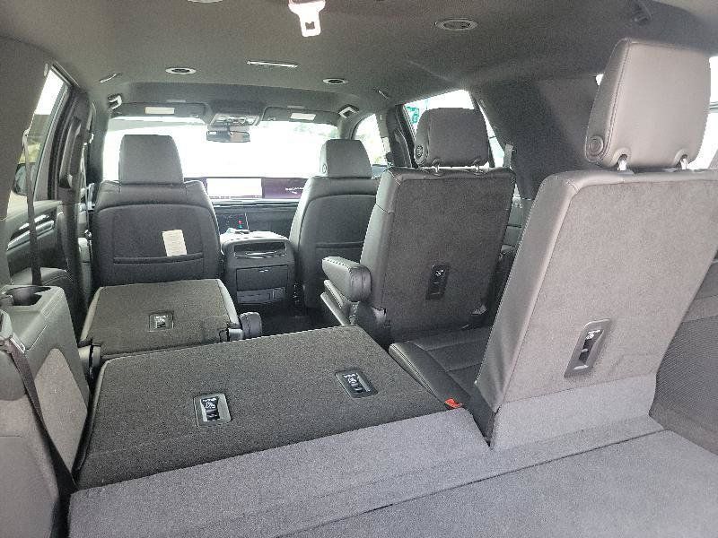 Used 2026 Cadillac Escalade 4WD image 23