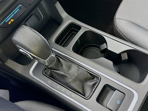 Used 2018 Ford Escape S image 18