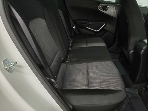 Used 2024 Kia Soul LX w/ Option Group 015 FWD image 23