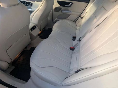 Used 2024 Mercedes-Benz EQE 350+ 4MATIC Sedan image 18