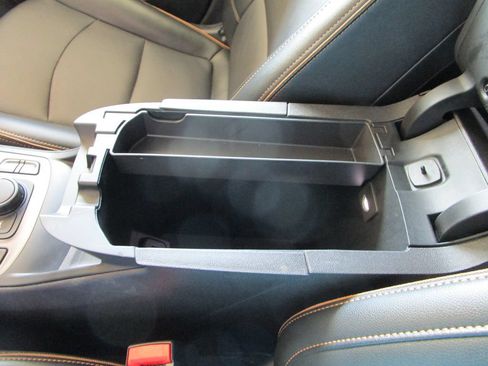 Used 2024 GMC Terrain AT4 AWD/4WD image 42