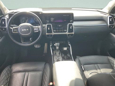 Used 2023 Kia Sorento SX AWD/4WD image 12