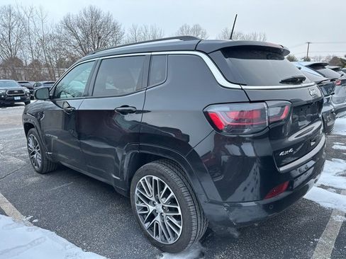 Used 2022 Jeep Compass Limited w/ Elite Group image 5