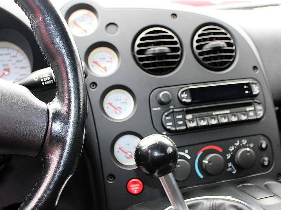 Used 2006 Dodge Viper SRT-10 RWD image 26