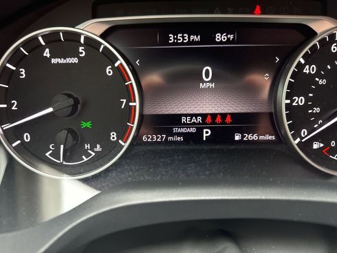 Used 2022 Nissan Rogue SV w/ SV Premium Package FWD image 7