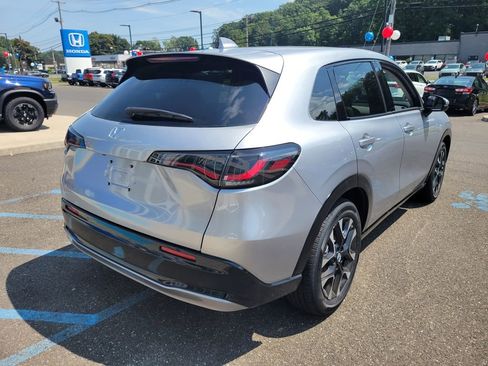 New 2026 Honda HR-V EX-L image 3