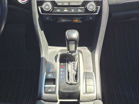 Used 2019 Honda Civic EX image 12