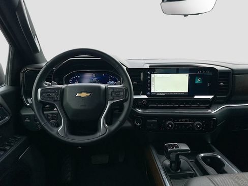 Used 2024 Chevrolet Silverado 1500 High Country w/ Technology Package AWD/4WD image 23