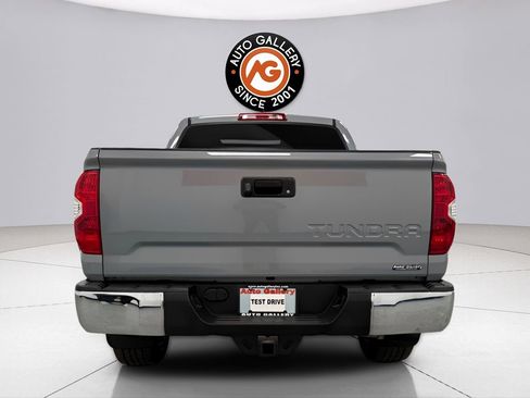 Used 2021 Toyota Tundra SR5 w/ SR5 Upgrade Package RWD image 5