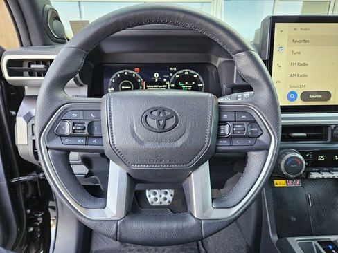 Used 2025 Toyota 4Runner TRD Sport Premium image 28
