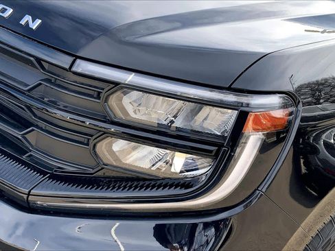 New 2025 Ford Expedition Active image 13