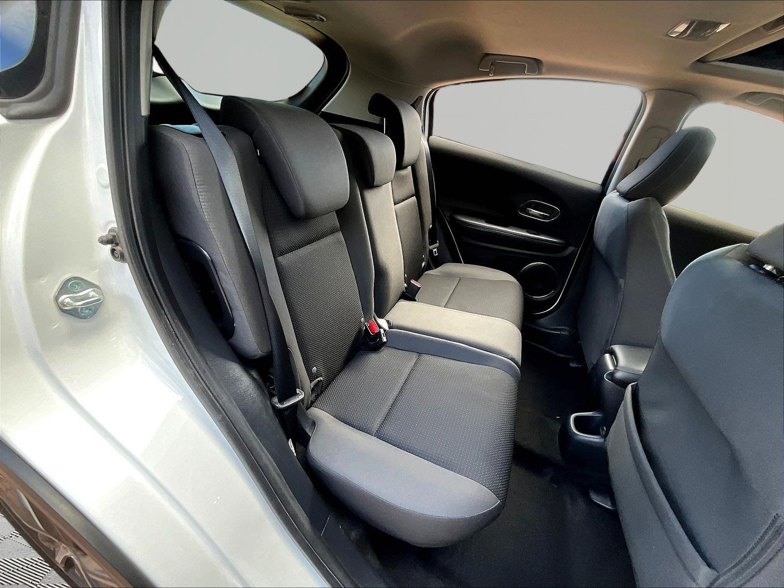 Used 2021 Honda HR-V EX image 23