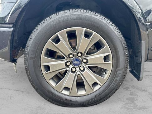 Used 2016 Ford F150 Lariat w/ Equipment Group 502A Luxury AWD/4WD image 13