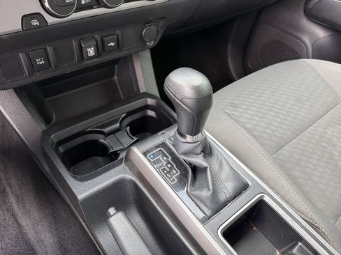 Used 2023 Toyota Tacoma SR5 RWD image 15