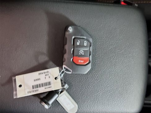 New 2026 Jeep Gladiator Mojave image 20