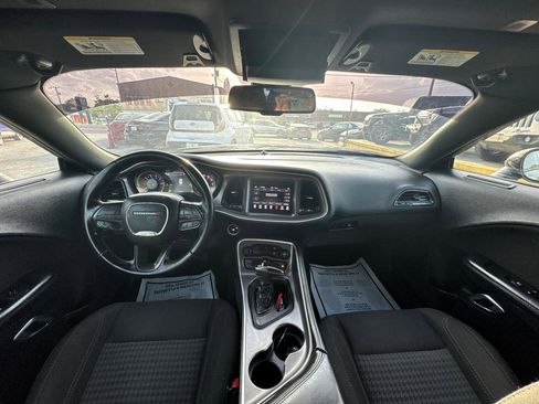 Used 2020 Dodge Challenger SXT image 21