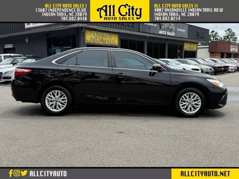 Used 2016 Toyota Camry LE FWD image 8