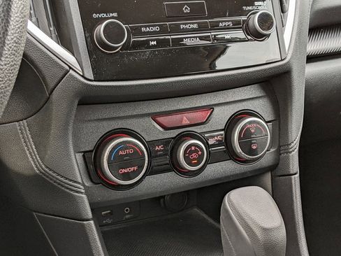 Used 2021 Subaru Crosstrek 2.0i image 19