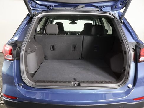 Used 2024 Chevrolet Equinox LT AWD/4WD image 18