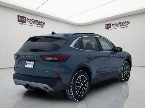 New 2026 Ford Escape Base w/ PHEV Premium Package image 8