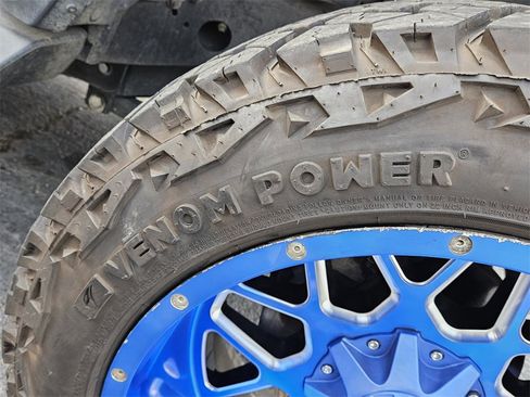 Used 2018 Jeep Wrangler Unlimited Sahara image 5