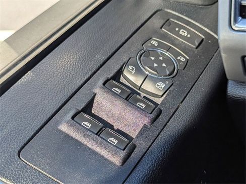 Used 2017 Ford F250 Lariat w/ Lariat Value Package image 24