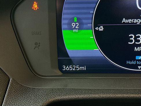 Used 2023 Chevrolet Bolt LT image 19