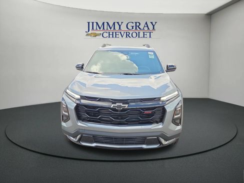 New 2027 Chevrolet Equinox RS w/ Convenience Package III FWD image 8