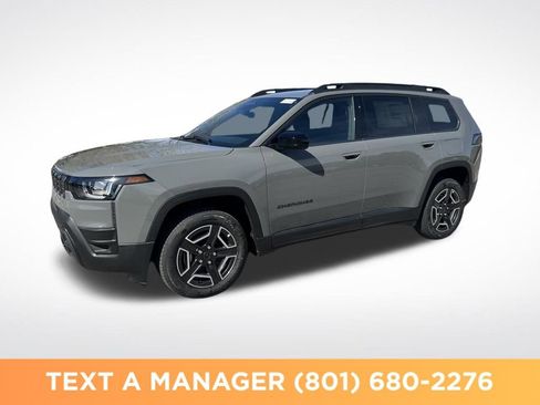 New 2026 Jeep Cherokee Laredo AWD/4WD image 1