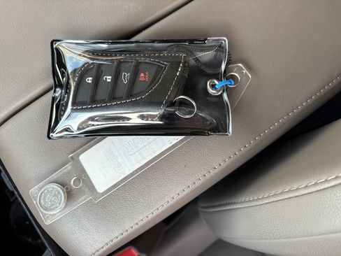 Used 2023 Lexus GX 460 Premium image 36