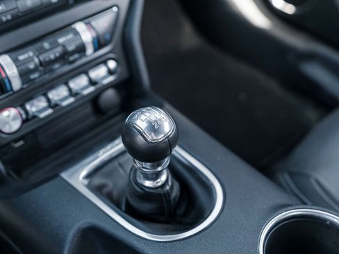 Used 2022 Ford Mustang GT Premium image 27