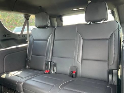 Used 2021 GMC Yukon XL Denali AWD/4WD image 18