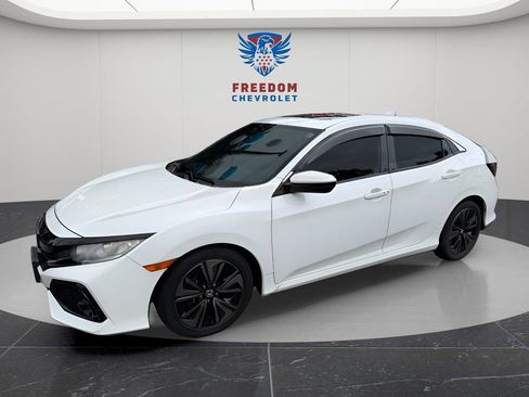 Used 2017 Honda Civic EX image 2